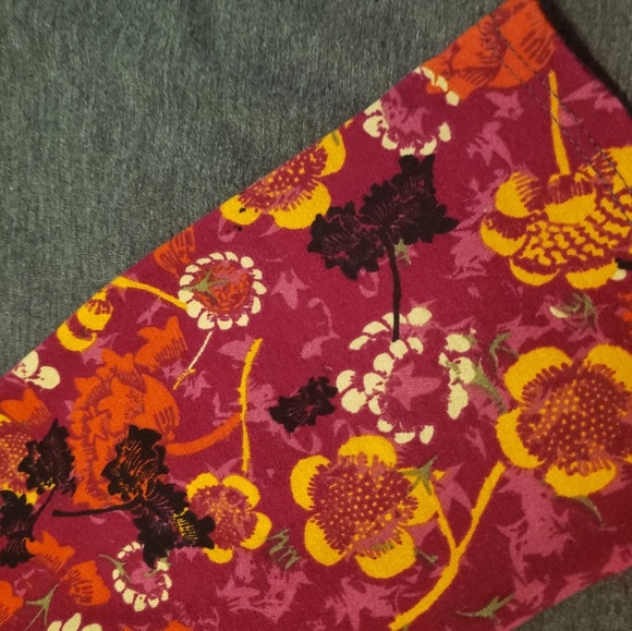 Lularoe Randy - Picture 2 of 4